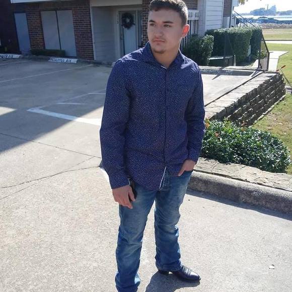 Meet your Posher, Joshua - Picture 1 of 1